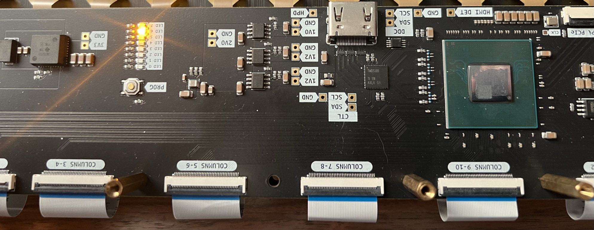 VexRiscv soft core blinking some LEDs connected to a Xilinx XC7A200T FPGA